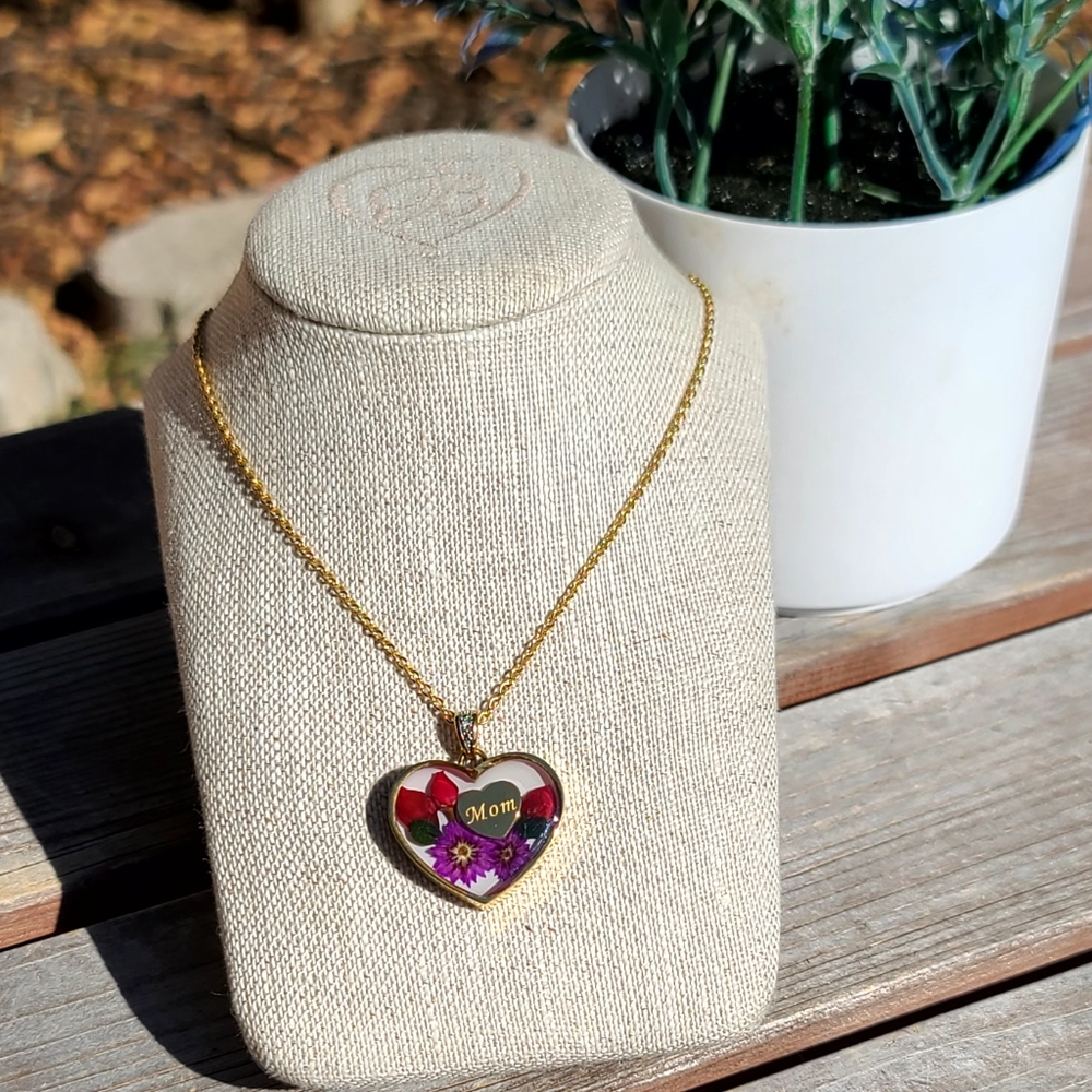 Pressed flower mom necklace - Picture 1 of 5